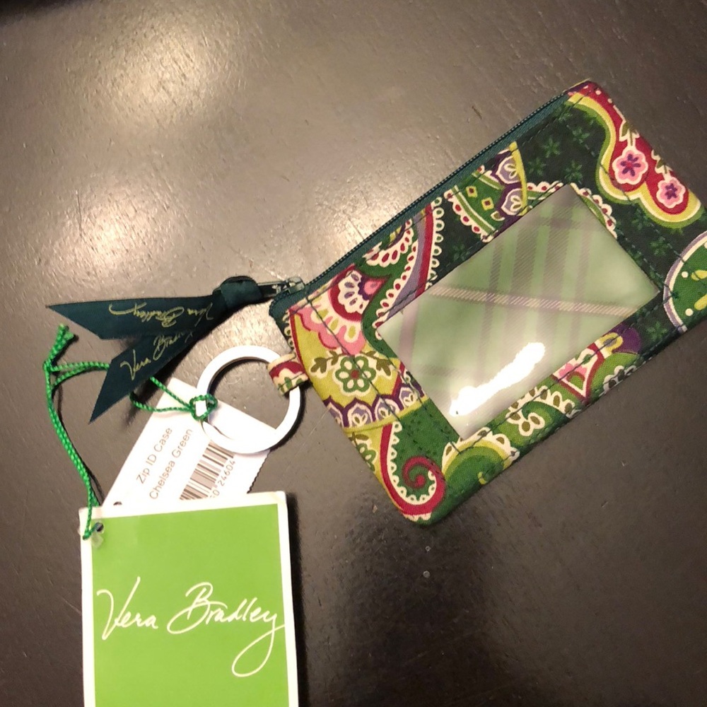 Vera Bradley Zip ID Case in Chelsea Green *NWT*